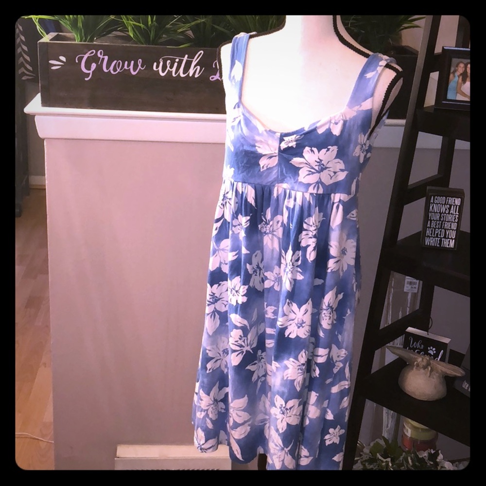 Blue With White Flowers Casual Dress